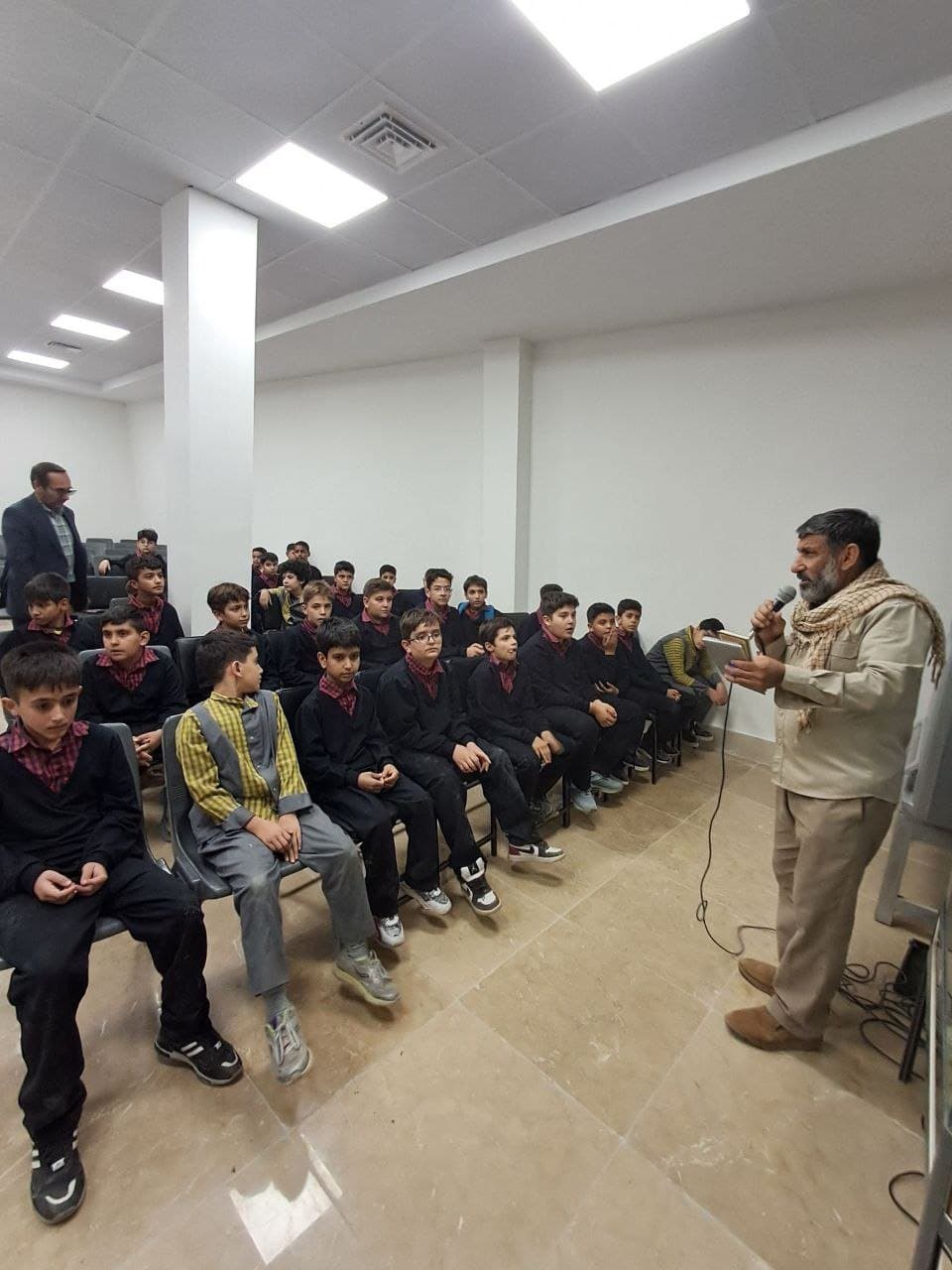 دبستان و پیش دبستان پیشگامان شهرکرد